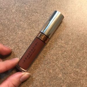 New Anastasia Beverly Hills matte liquid lip